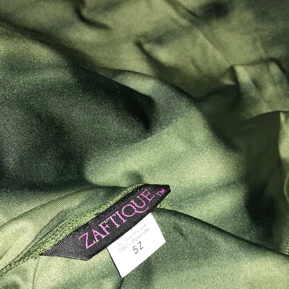 Plus size Army green blouse - Picture 3 of 3